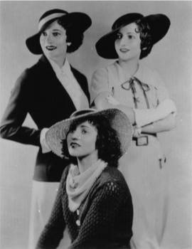 The Boswell Sisters, well dressed for an early 1930s portrait